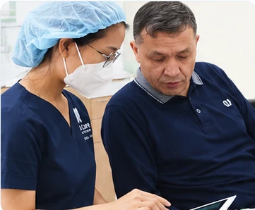 Tư vấn và chụp CT tại phòng khám
