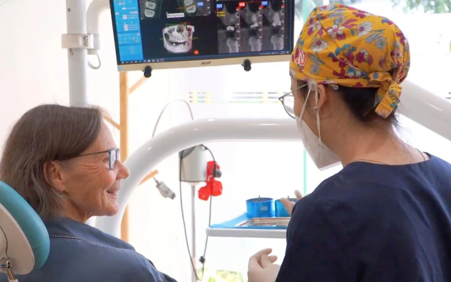 Quản lý hồ sơ số và dữ liệu điều trị tại Dr. Care